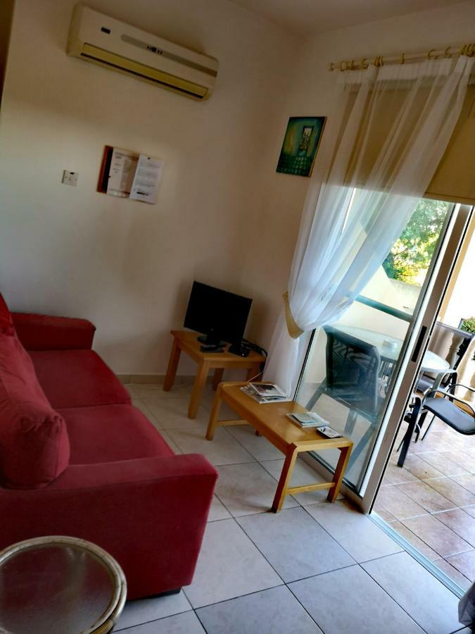 Panorama Court Apartment Paphos Exterior photo